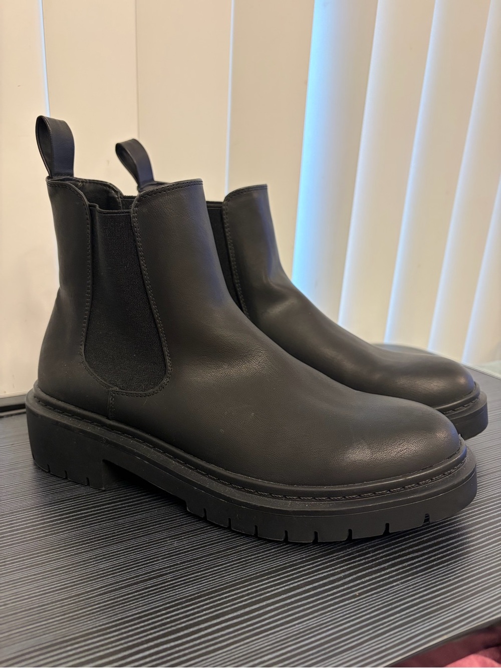 Steve Madden Chelsea boots
